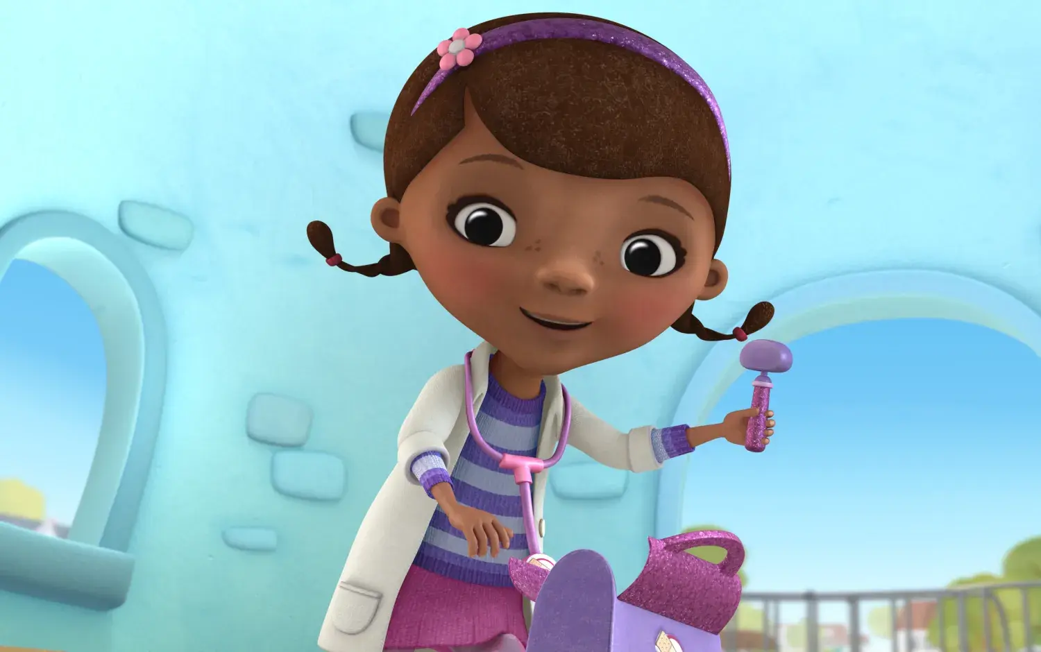 Doc McStuffins taking supplies out of her bag